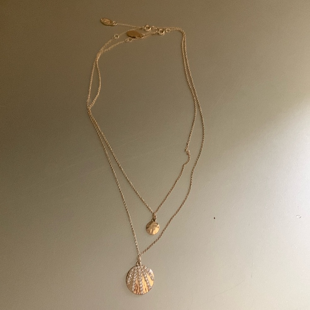 Gold layering necklaces